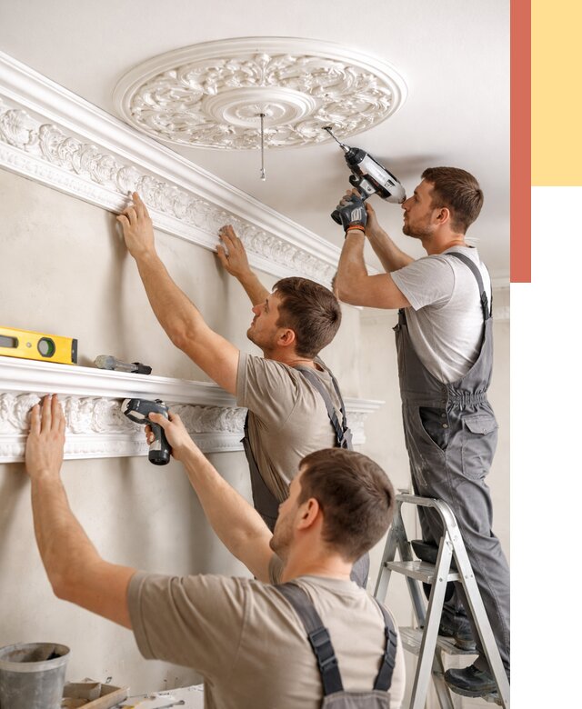 Монтаж лепнины на потолок в Архангельске от 3290 руб. быстро и недорого | ОТДЕЛОЧНИК-Рхн